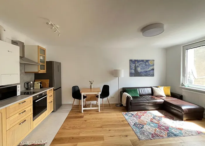Cozy Flat Near Metro & Schoenbrunn Palace Appartement Wenen