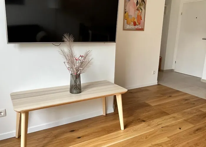 Cozy Flat Near Metro & Schoenbrunn Palace Appartement Wenen